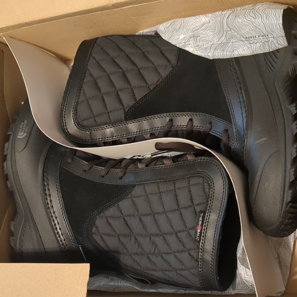 North face youth thermoball shellista snow boot bnib